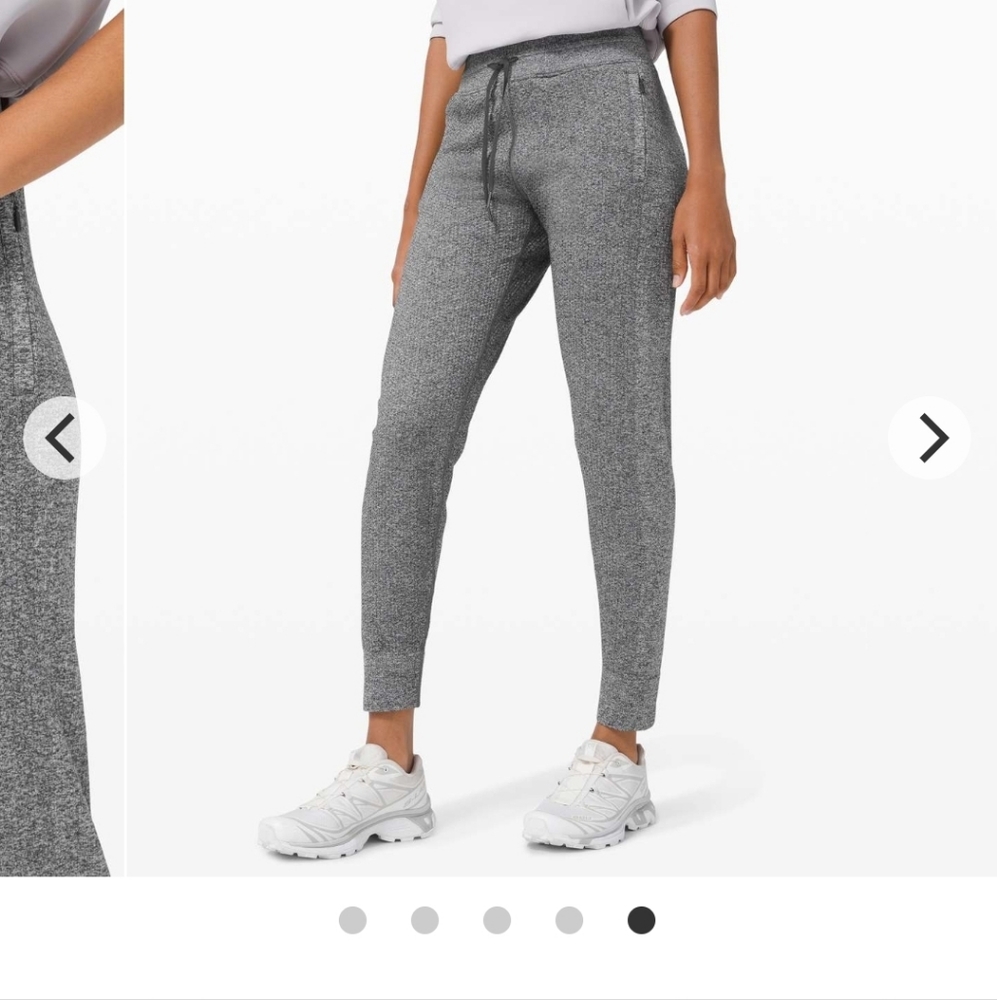 Engineered warmth jogger